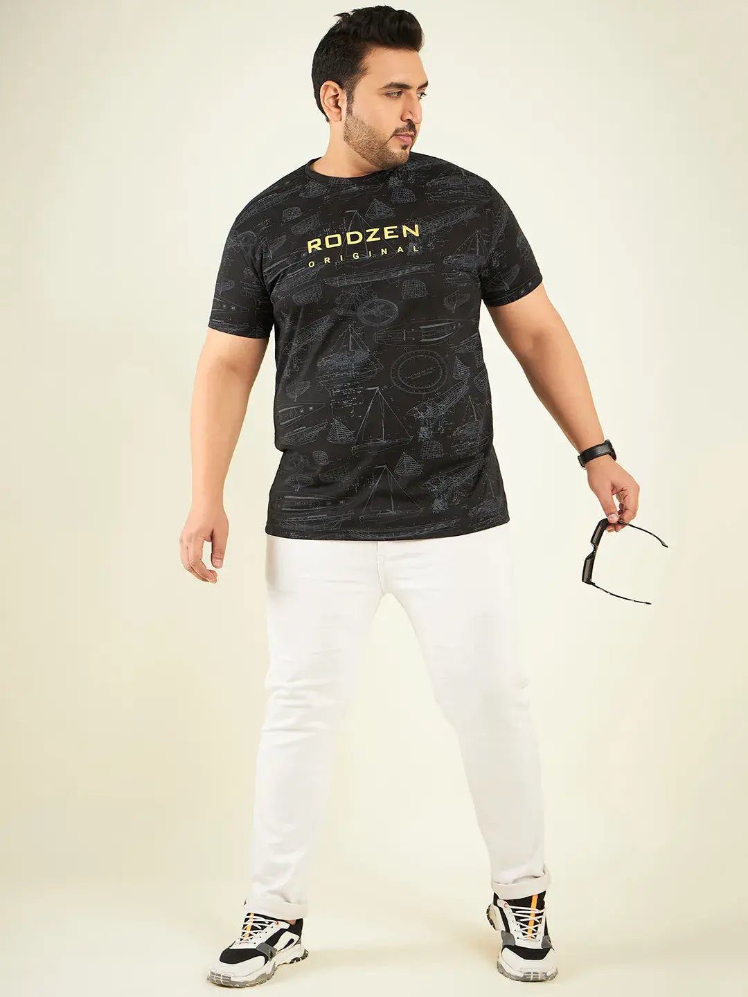 Boat Printed Black Plus Size T-Shirt By Rodzen