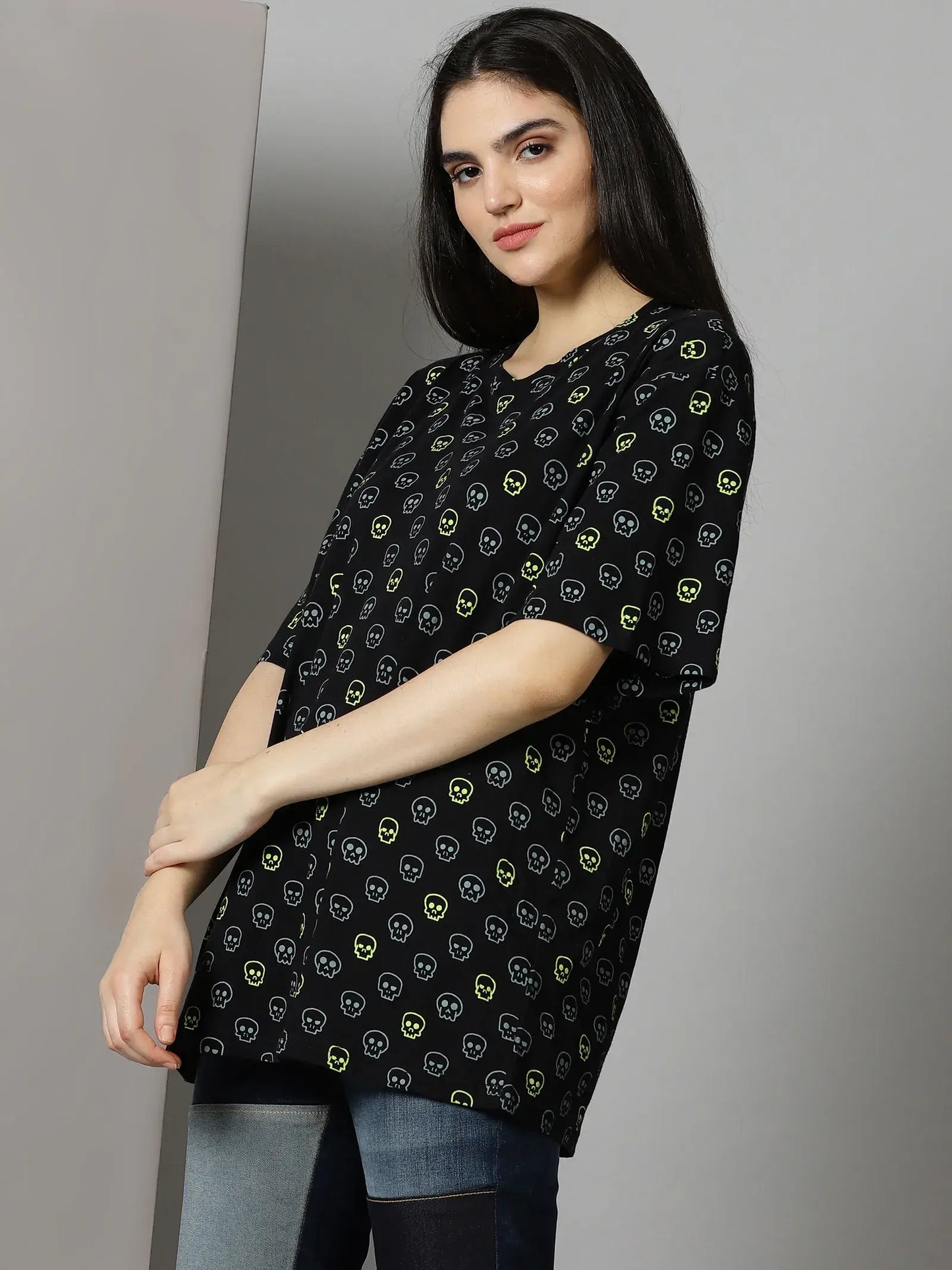 Black Skull Print T-Shirt By Rodzen