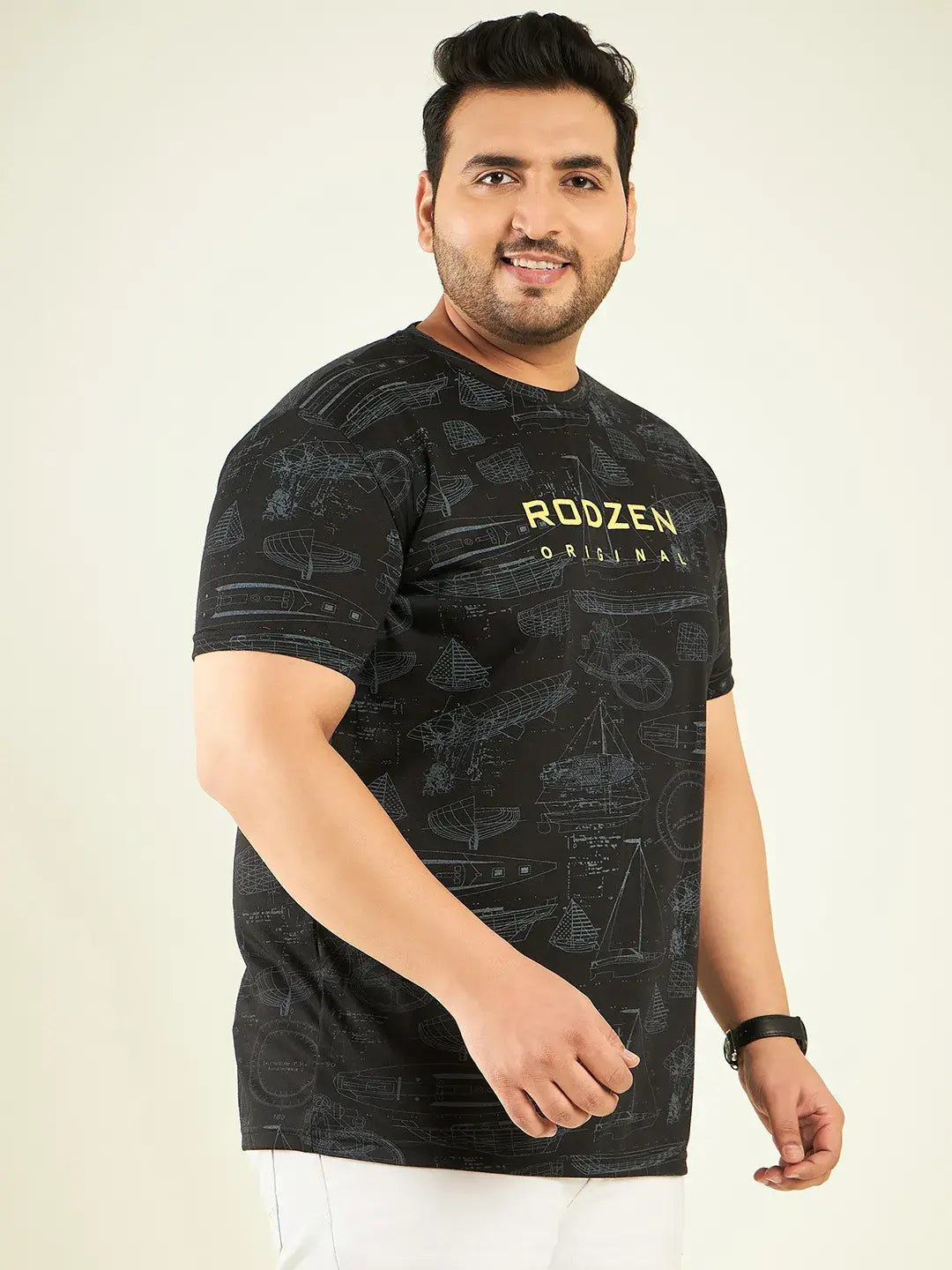 Boat Printed Black Plus Size T-Shirt By Rodzen