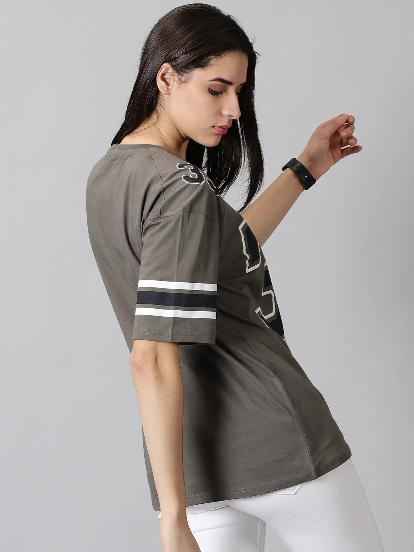 33 Printed Cley Gray Women Oversized Tshirt By Rodzen