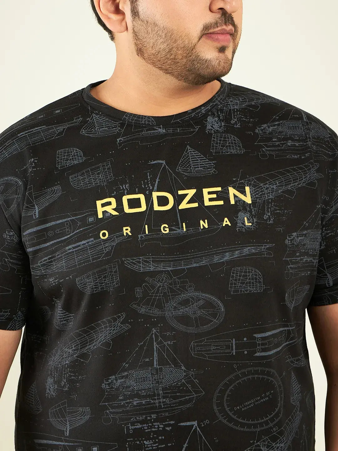 Boat Printed Black Plus Size T-Shirt By Rodzen