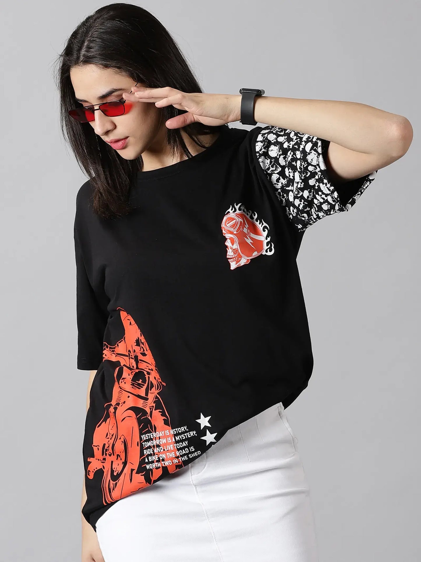 Black Skull Printeded Women Oversized T-Shirt - Rodzen