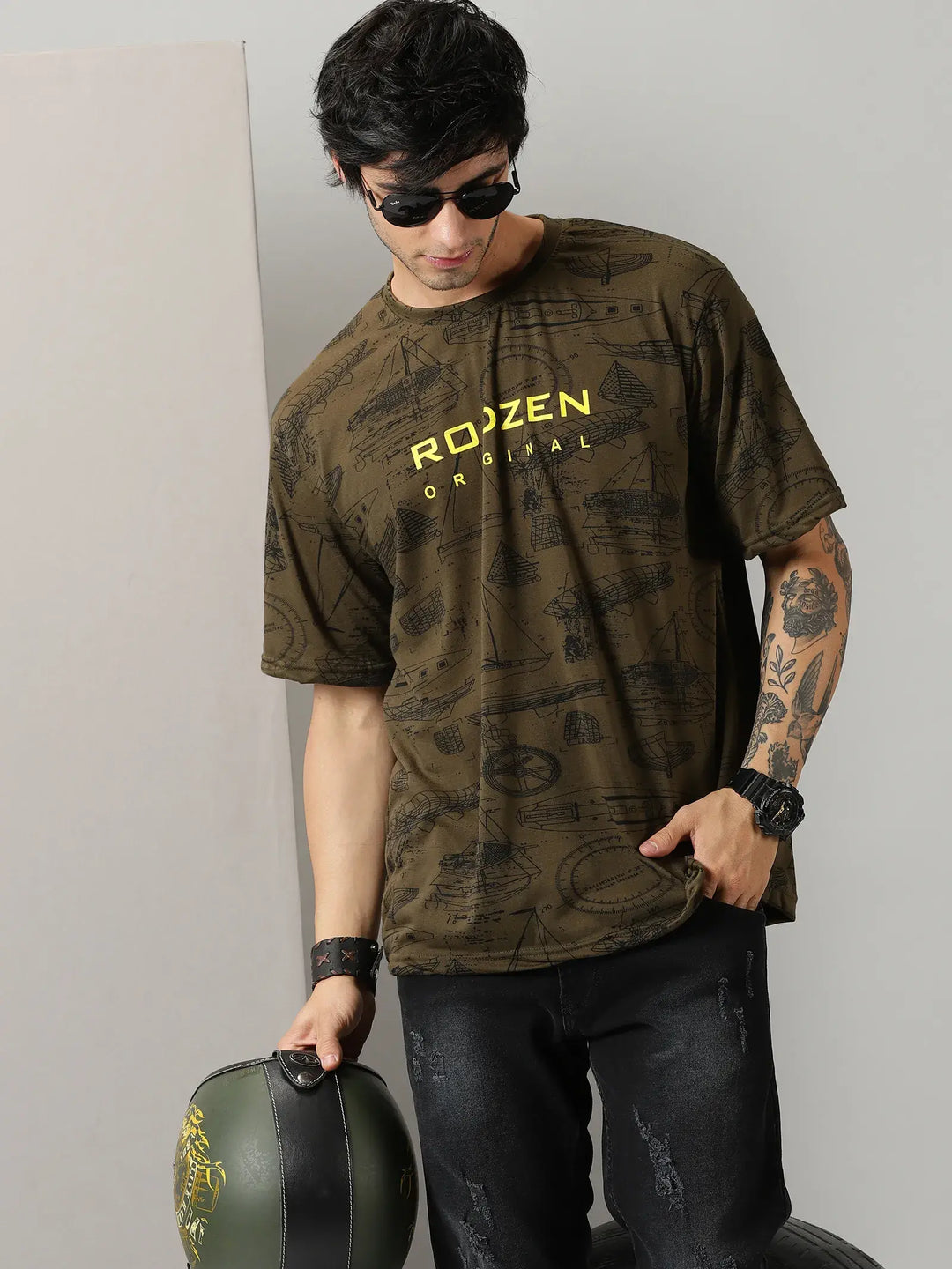 Green Boat Print Men Oversized Tshirt - Rodzen